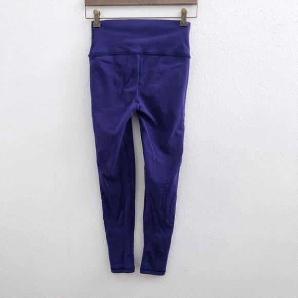 ATHLETA Warp Knit Seamless Leggings Size S/M - Picture 3 of 10